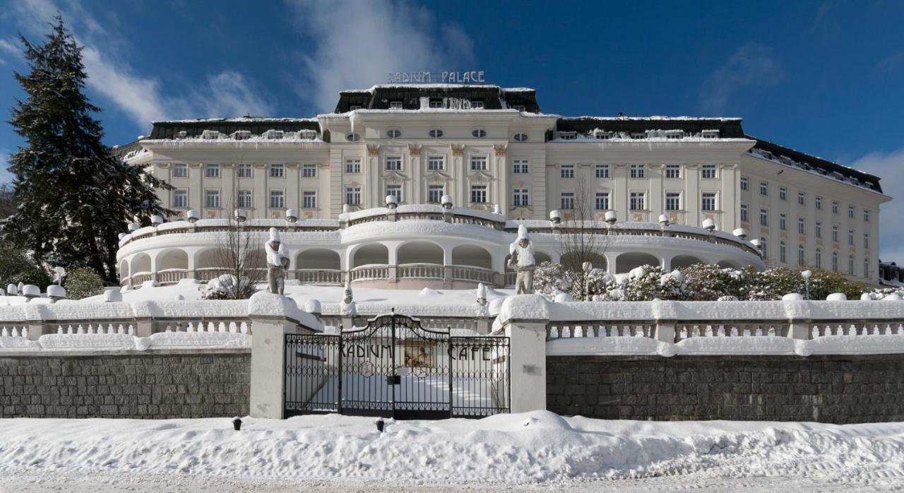 Hotel Radium Palace Jachymov Exterior photo